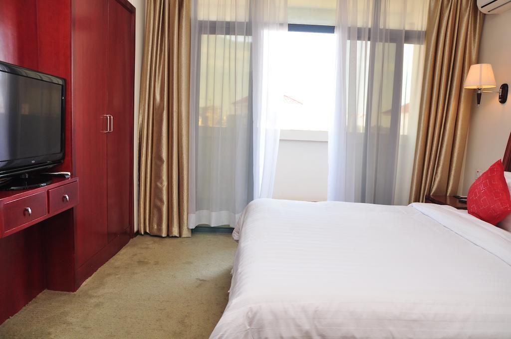 G.S Plaza Hotel Акра Екстериор снимка