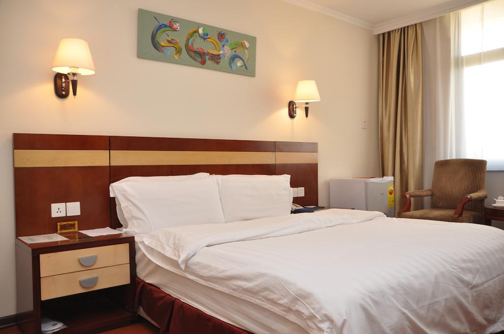 G.S Plaza Hotel Акра Екстериор снимка