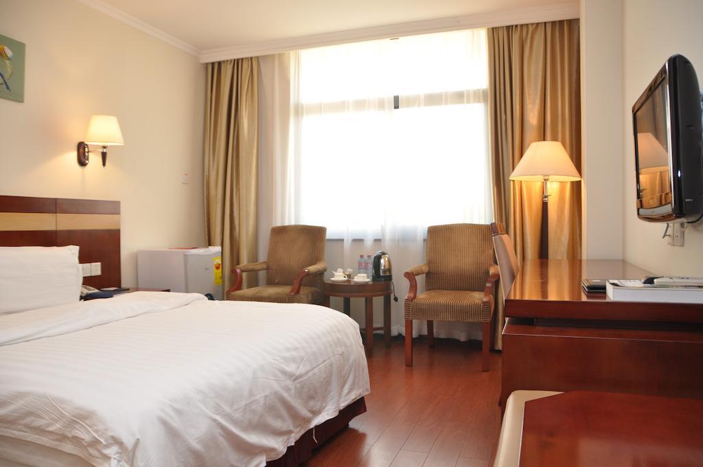 G.S Plaza Hotel Акра Екстериор снимка