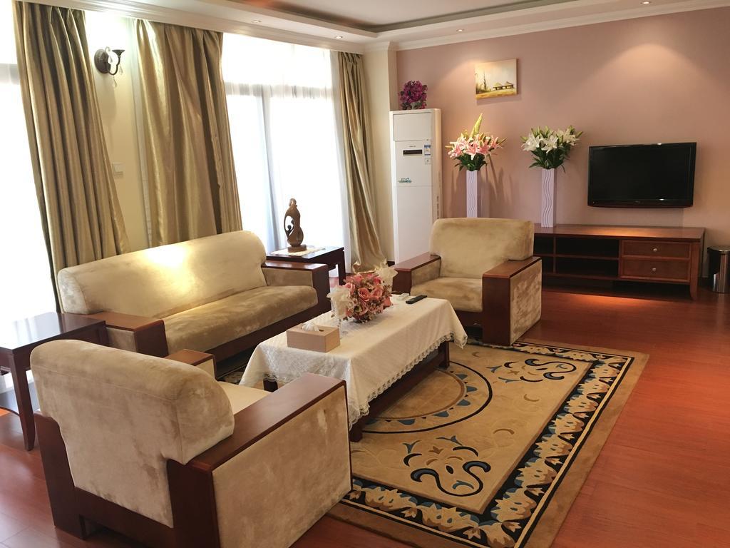 G.S Plaza Hotel Акра Екстериор снимка